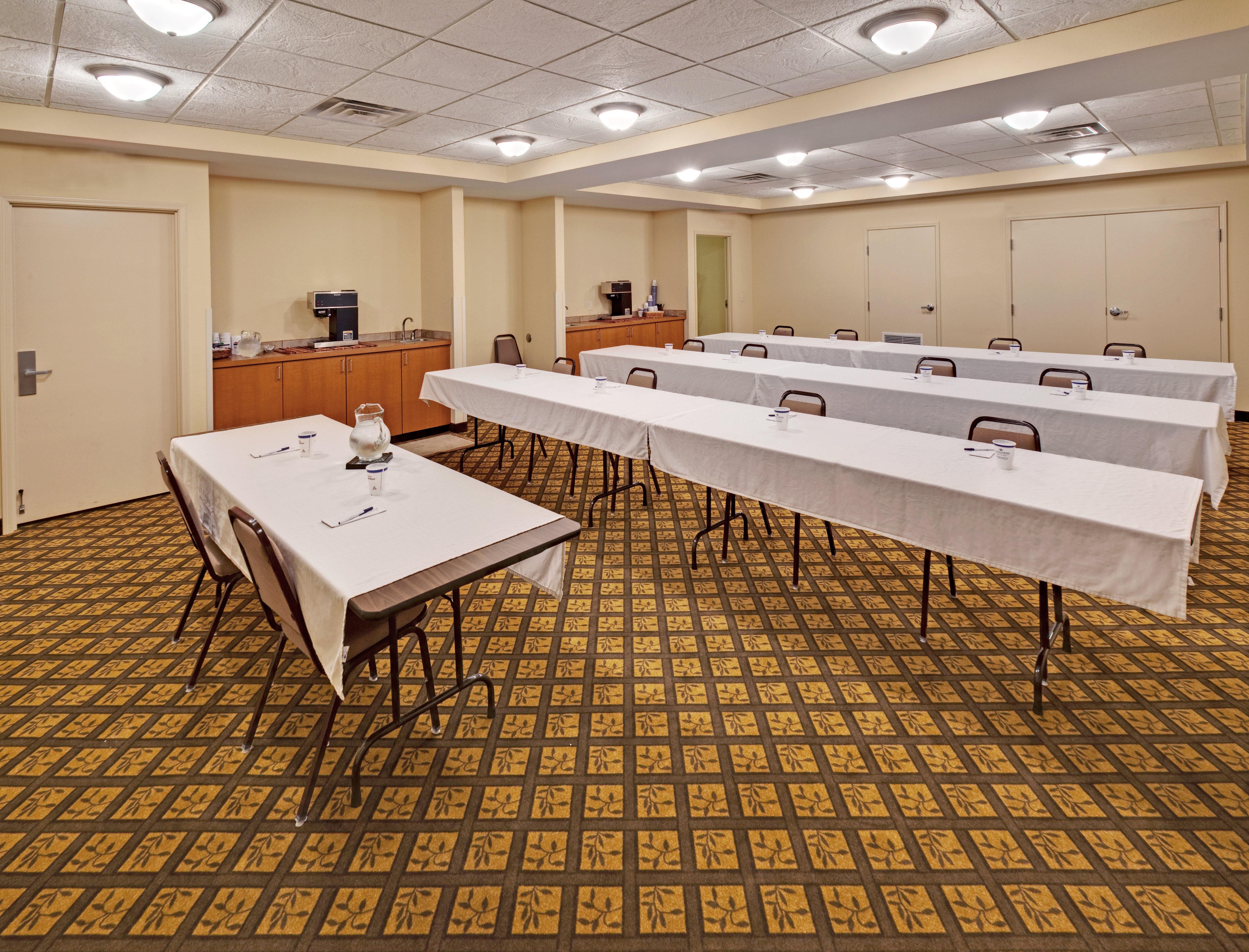 Candlewood Suites Omaha Airport Exterior photo
